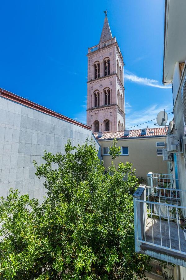 Calle Larga Ventidue Zára Kültér fotó